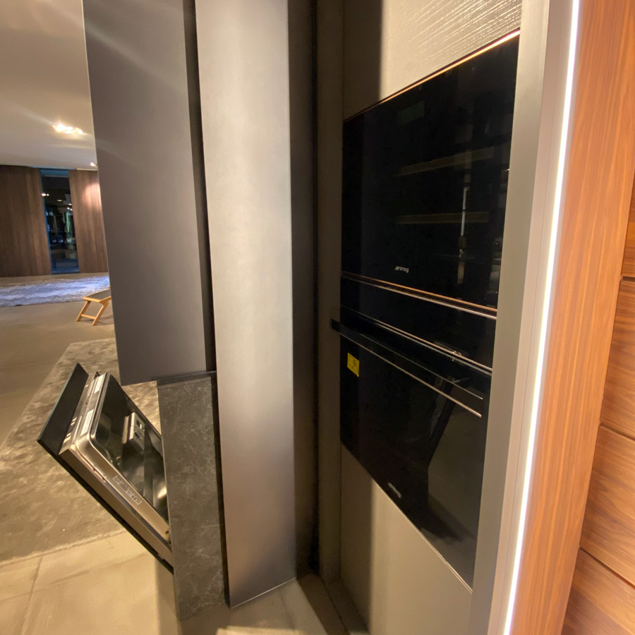 Cucina-Modulnova-Blade-elettrodomestici-smeg.jpg